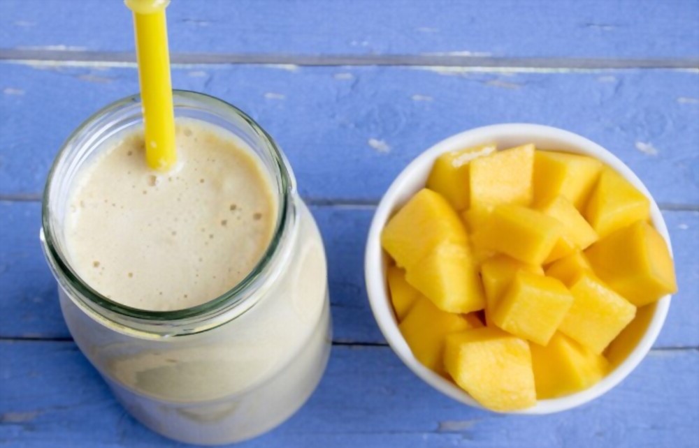 How to Make Mango Milkshake