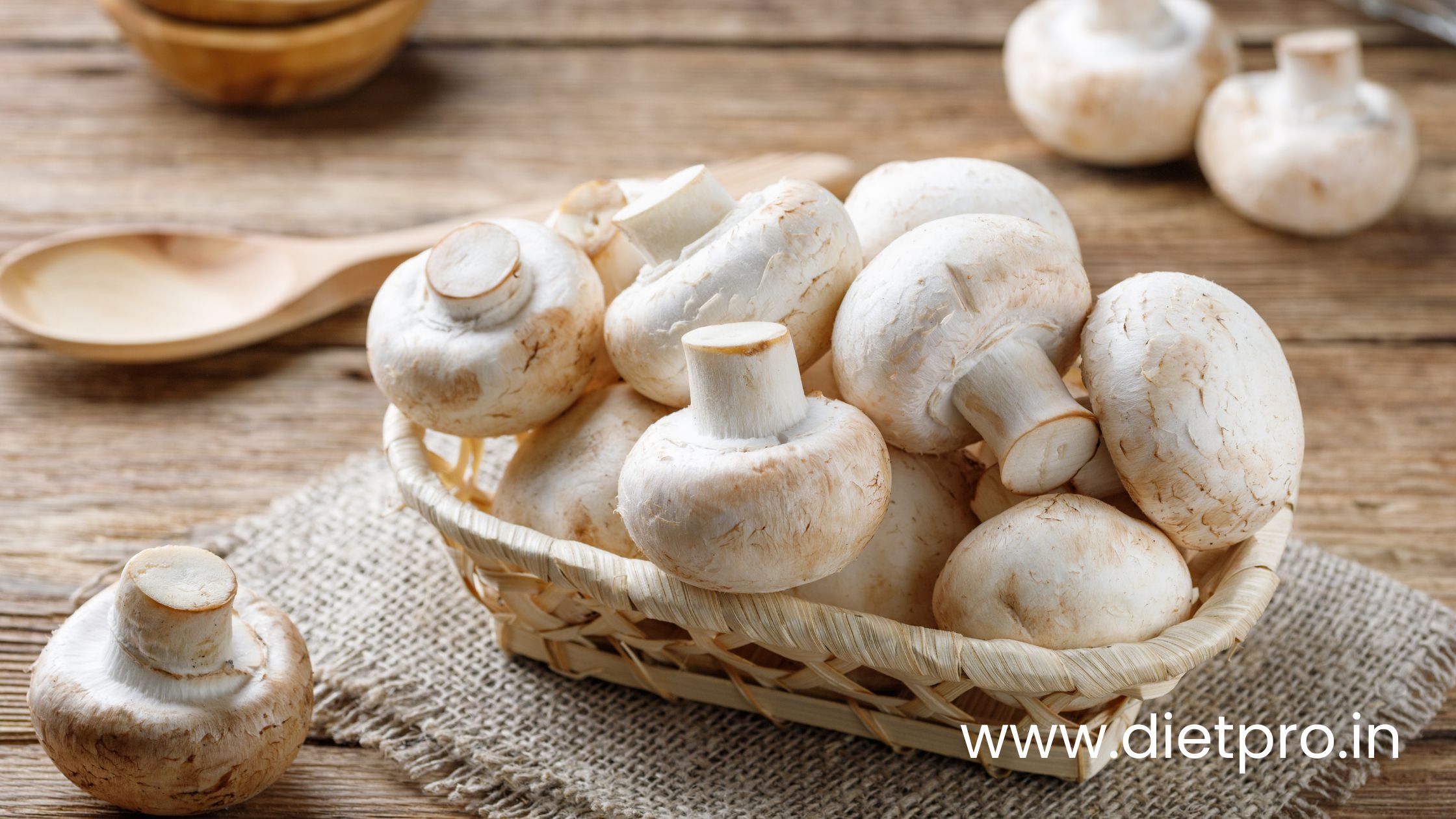 Shiitake Mushrooms. Vitamin B12 Fruits and Vegetables